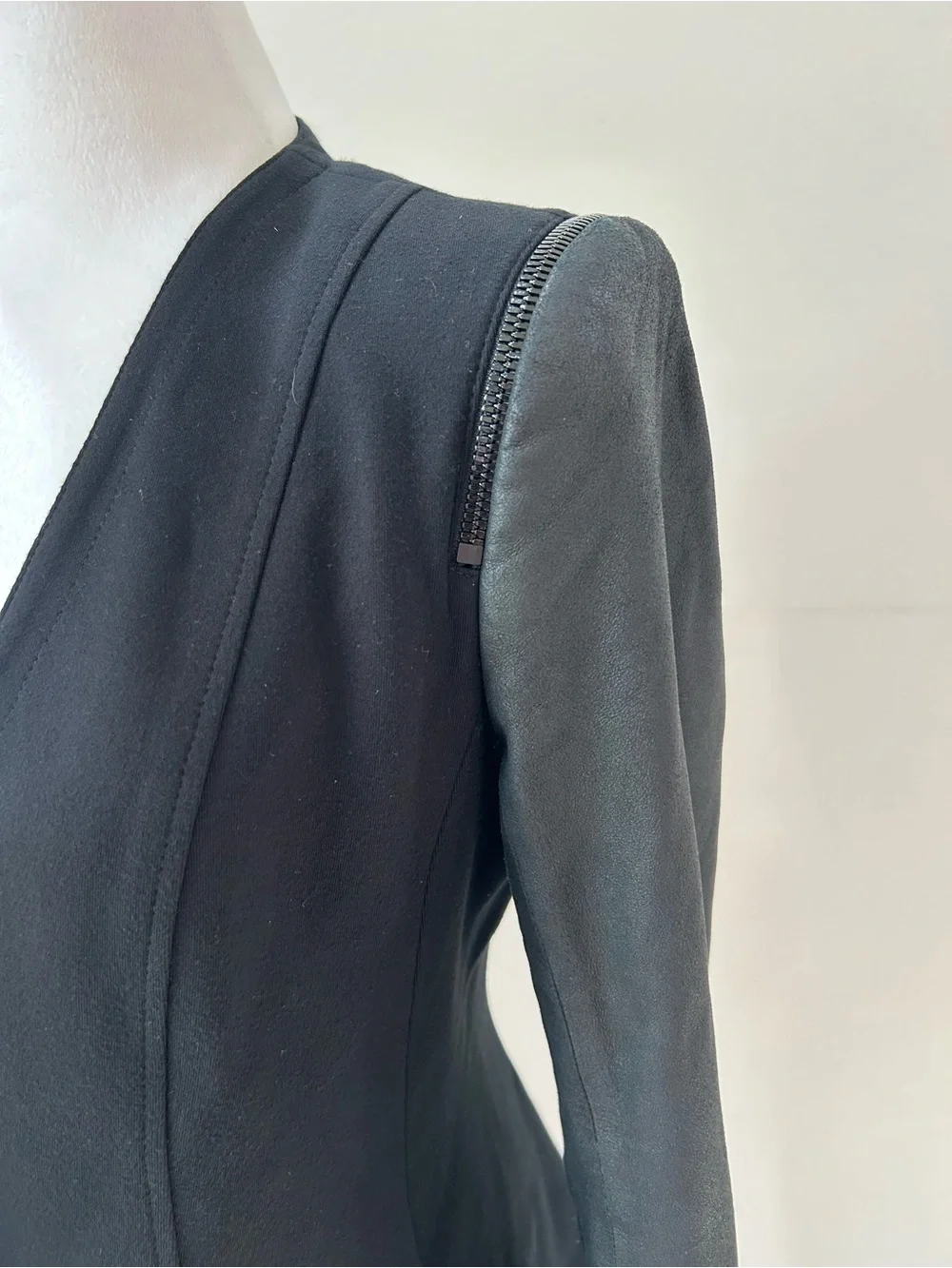 Theory Yaisa Black Open-Front Blazer Jacket with Leather Sleeves